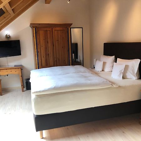 Gaestehaus & Weingut Peth Florsheim-Dalsheim Exteriör bild